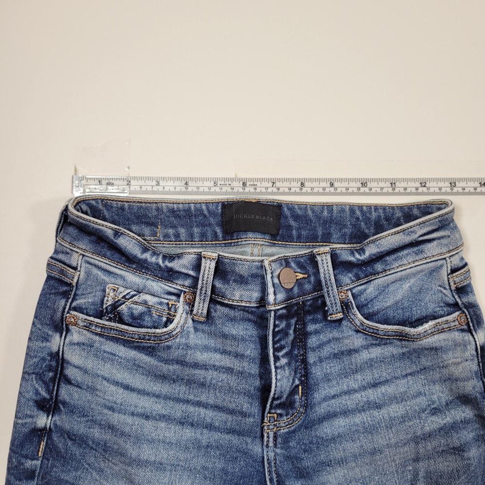Buckle Black Fit No. 53 Straight Jean Women 24x34 Blue excellent Distressed - Picture 3 of 11